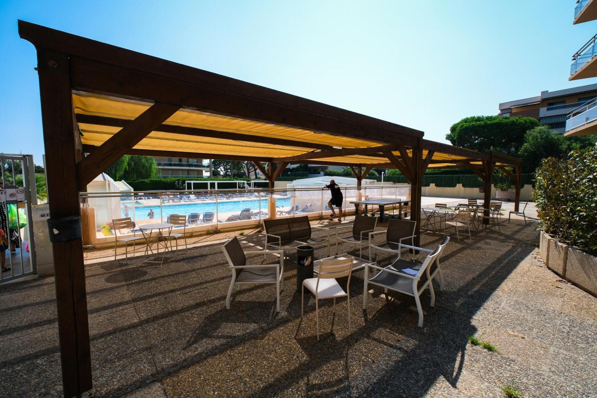 Villa Bono Jacuzzi & Spa Saint-Laurent-du-Var Kültér fotó